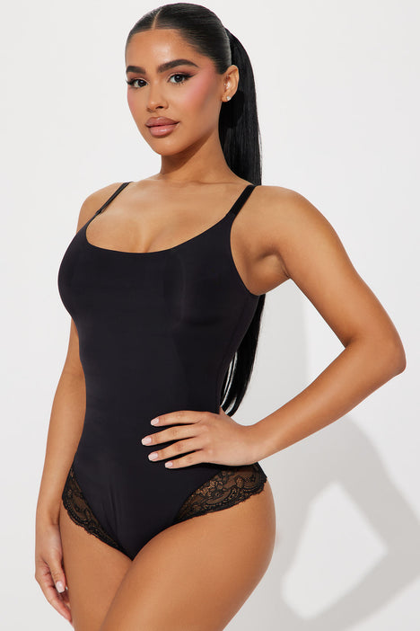 Spanx Women's Bodysuit, (Very Black Very Black) : : Fashion