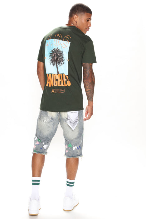 Men's Los Angeles in The Field Short Sleeve Tee Shirt Print in Black Size 3XL by Fashion Nova