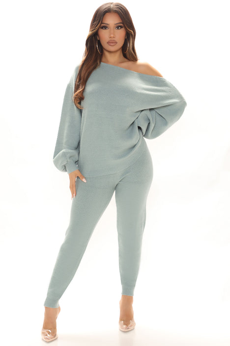 Got Me Chilled Down Sweater Set - Heather Grey