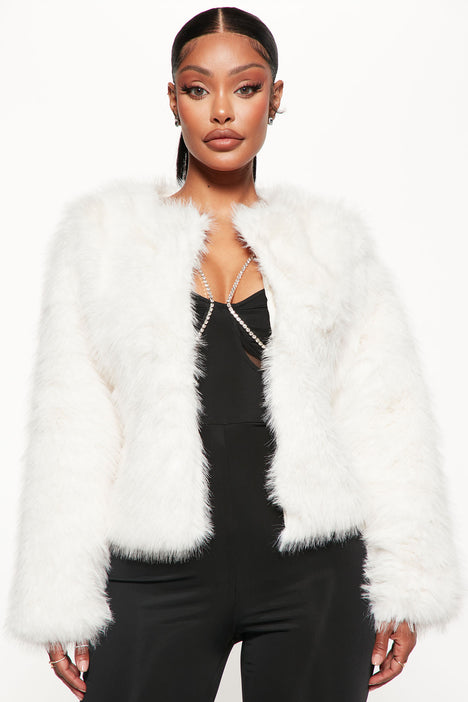 Mid Pink Faux Fur Cropped Collarless Jacket | New Look