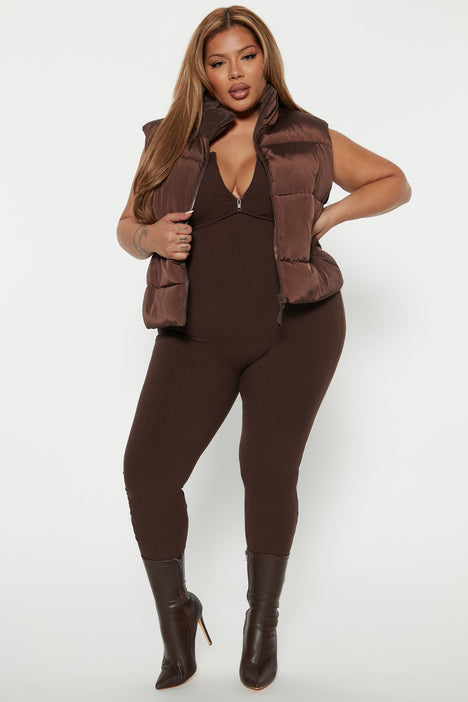 Women's City Tour Puffer Vest in Chocolate Brown Size 2x by Fashion Nova