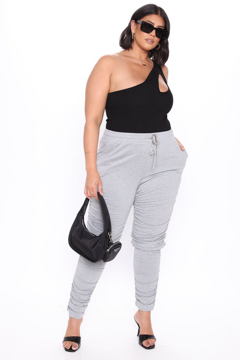 Chase The Bag Stacked Pant - Heather Grey