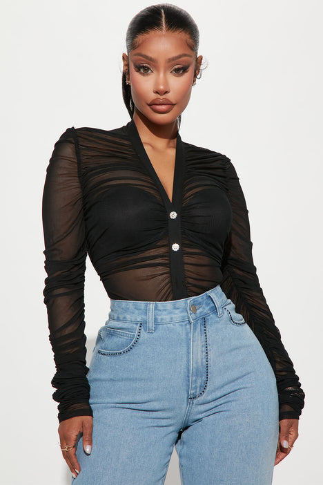 Buttoned ruched mesh T-shirt
