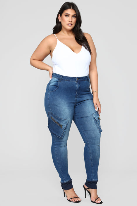 Fashion Nova Solid Blue Jeans Size 1X (Plus) - 36% off