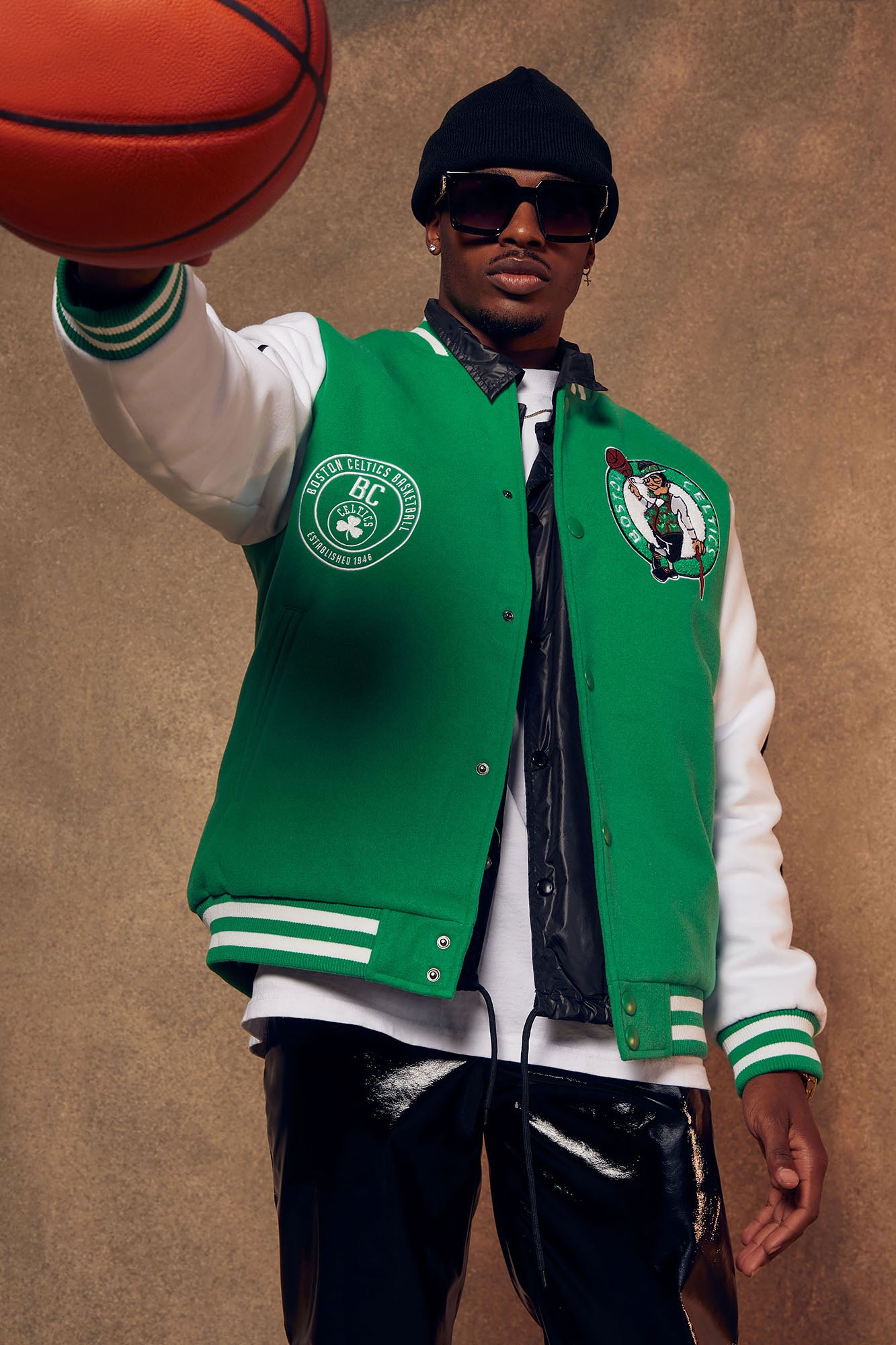 New Official NBA Boston Celtics Green Warm Up Jacket Coat Size Mens XLarge