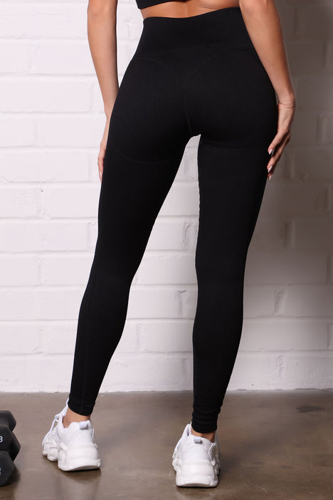 Motivation Active Ribbed Legging In Infinity Seamless - Black