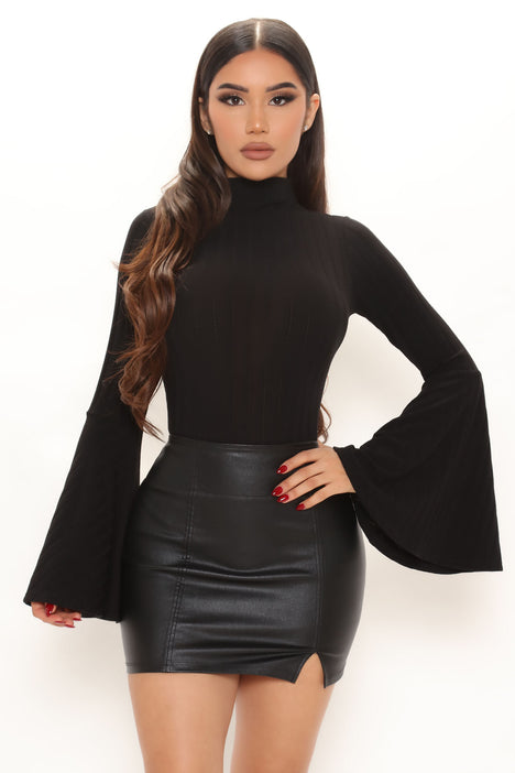 Anastasia Bell Sleeve Bodysuit - Black
