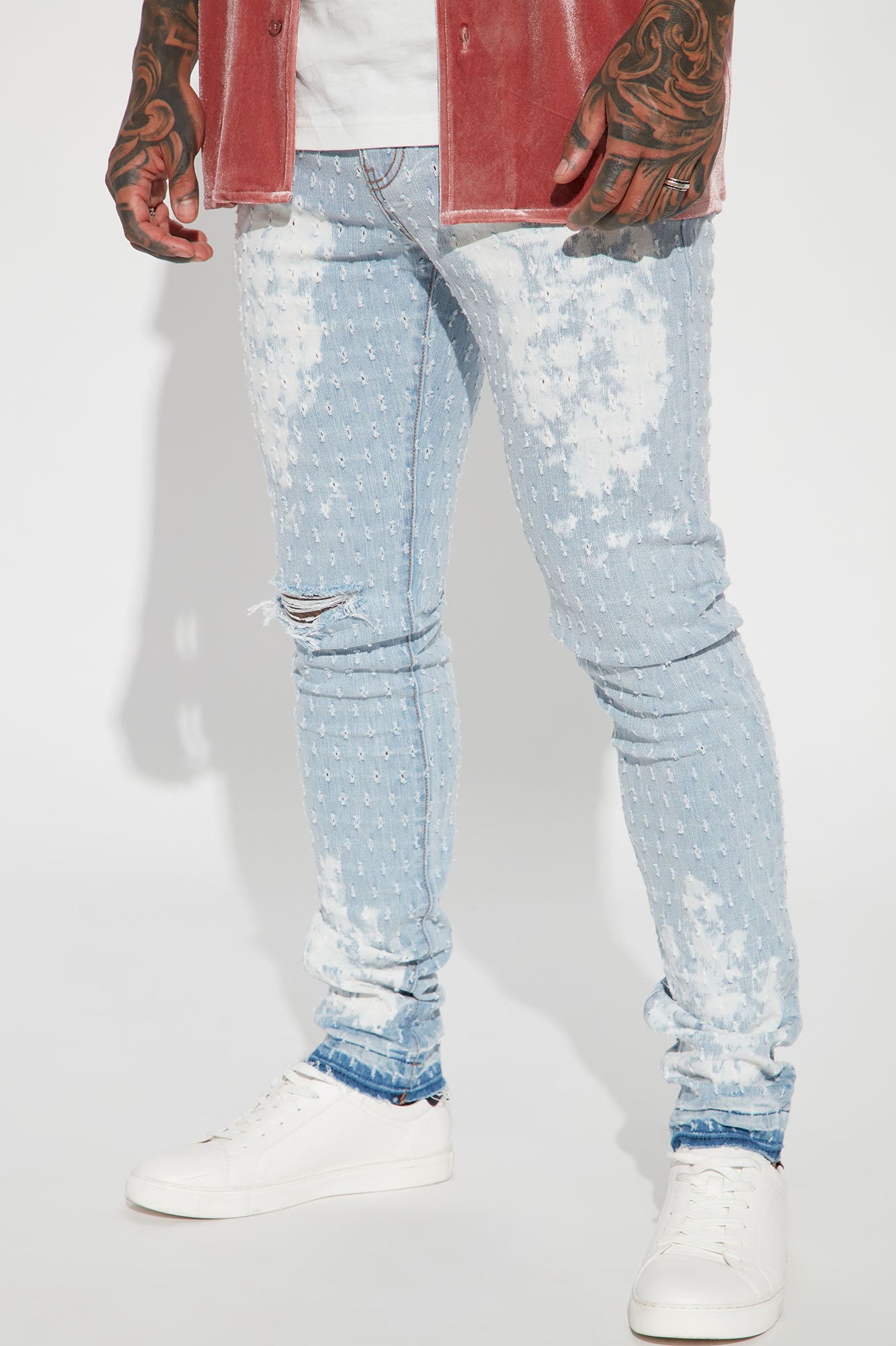 Bleach Spotted Ripped Knee Stacked Skinny Jeans - Light Wash