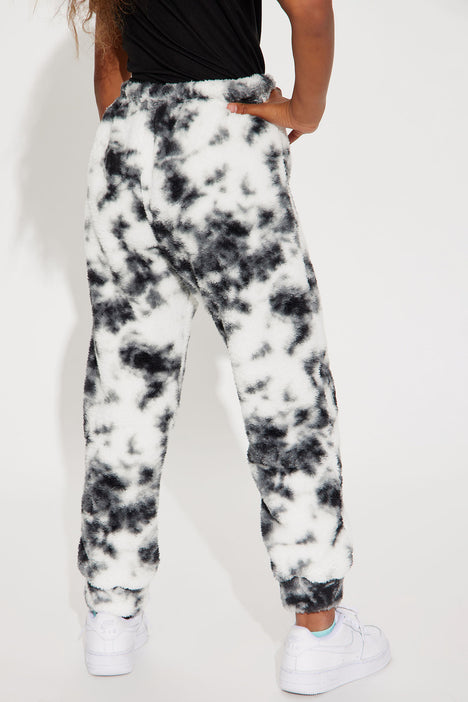 Fashion nova cheap tie dye sweatpants