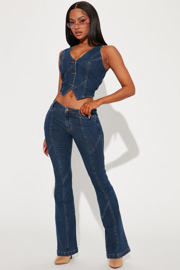 Lesson Learned Y2K Mid Rise Belted Flare Jeans - Dark Wash