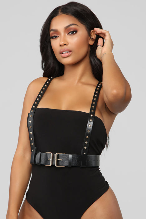 I Know Every Body Harness - Black/Gold