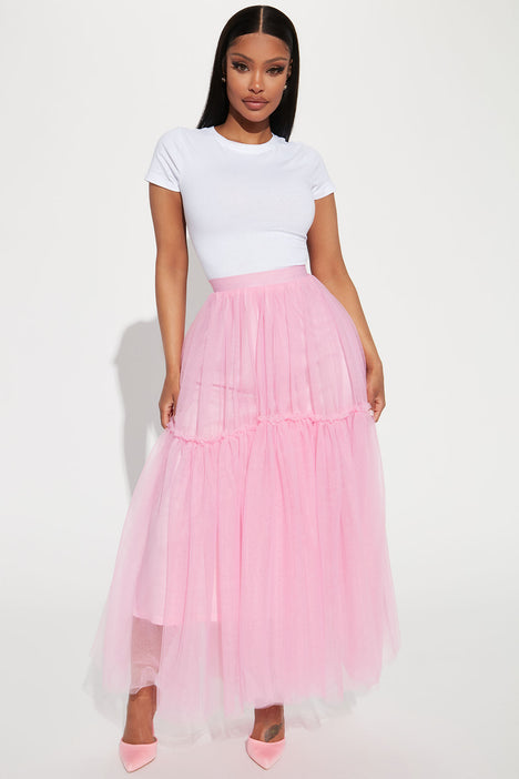 Fuchsia Tulle Maxi Skirt in 2023  Tulle maxi skirt, Tulle material, Maxi  skirt