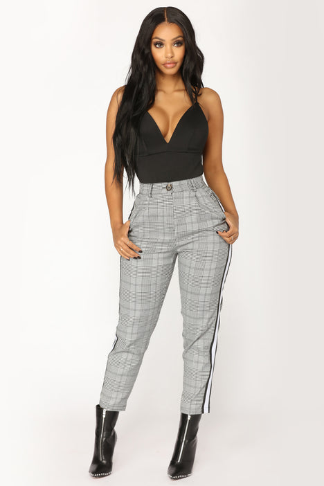 Plaid pants cheap with yellow stripe