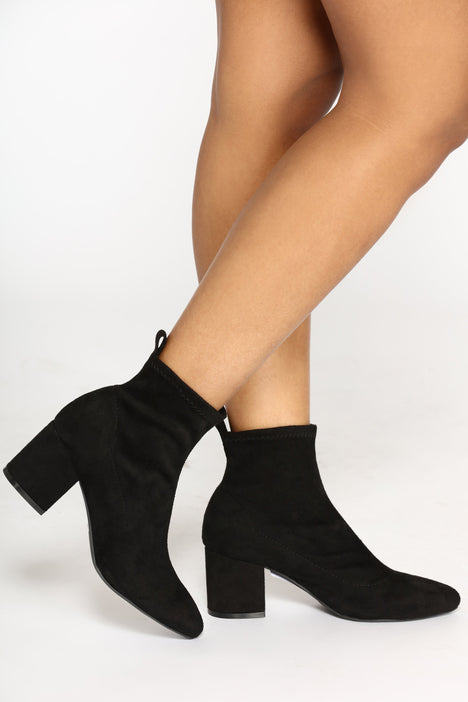 Black booties fashion outlet nova