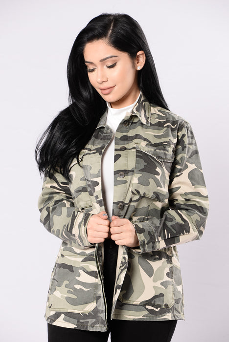 Camo jacket clearance fashion nova