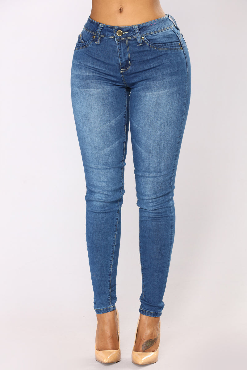 Real Talk Booty Lifting Jeans - Medium Blue Wash | Fashion Nova, Jeans ...