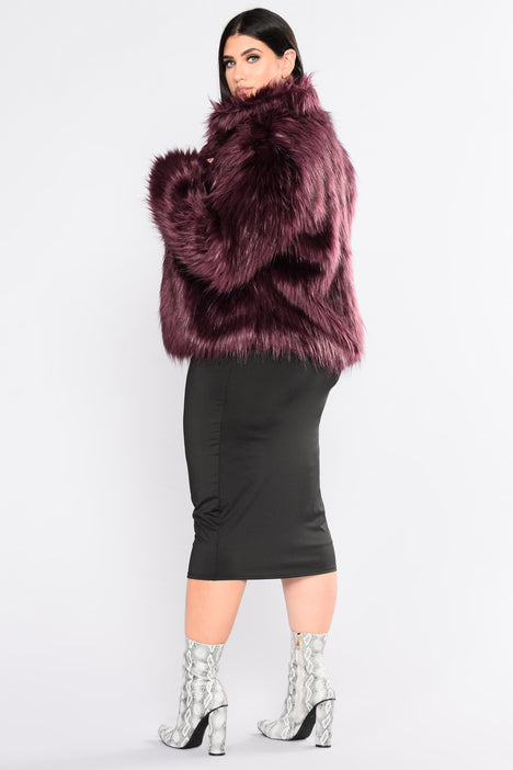 Fashion nova clearance fernanda fur coat