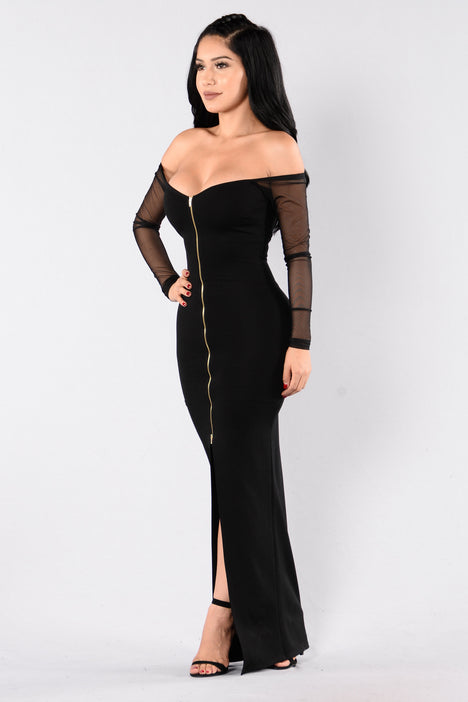 Morticia dress fashion on sale nova