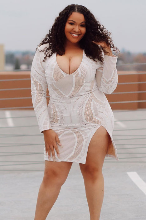 White dresses fashion nova plus cheap size